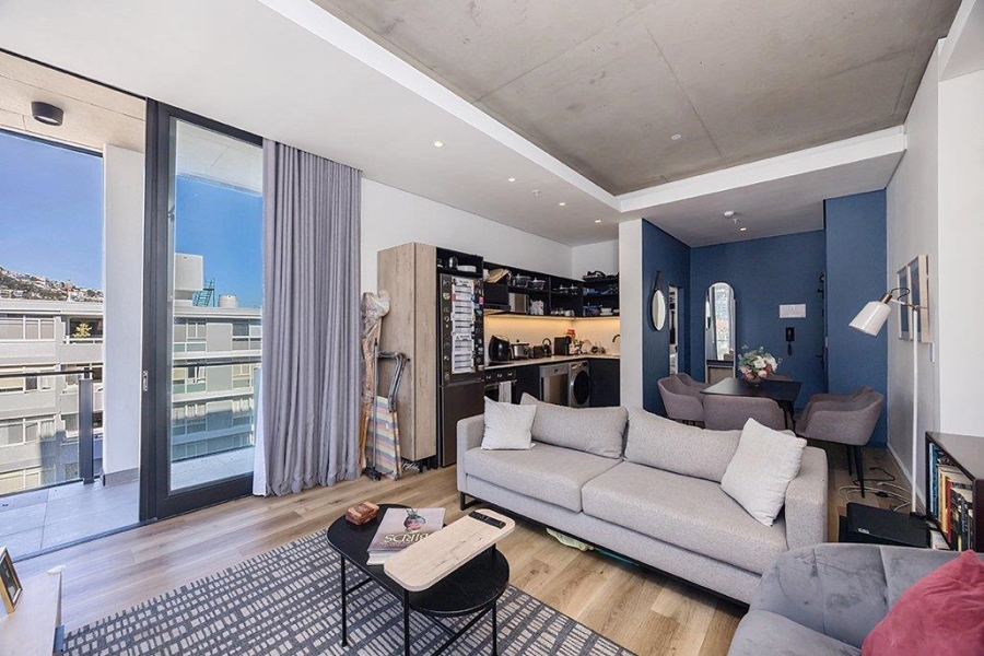 2 Bedroom Property for Sale in Sea Point Western Cape